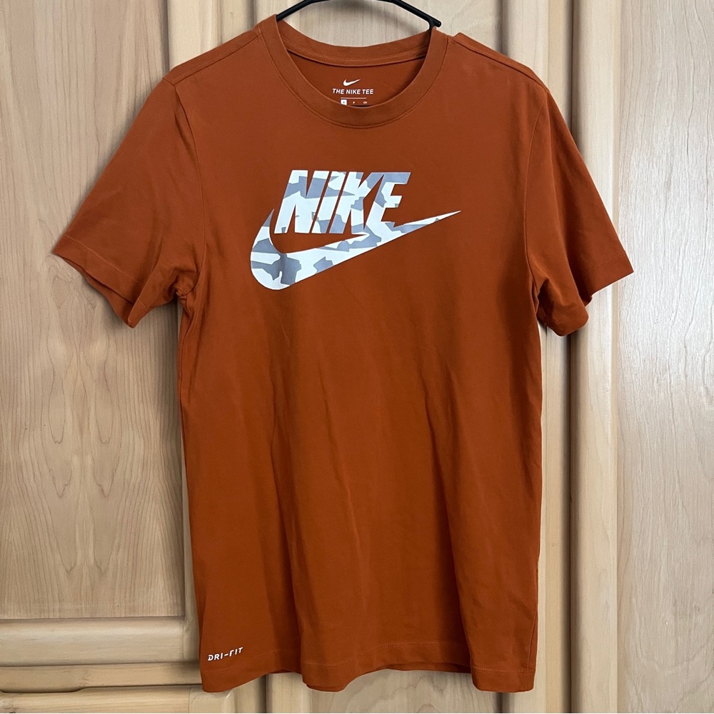 Nike Men's Orange Dri-FIT T-Shirt